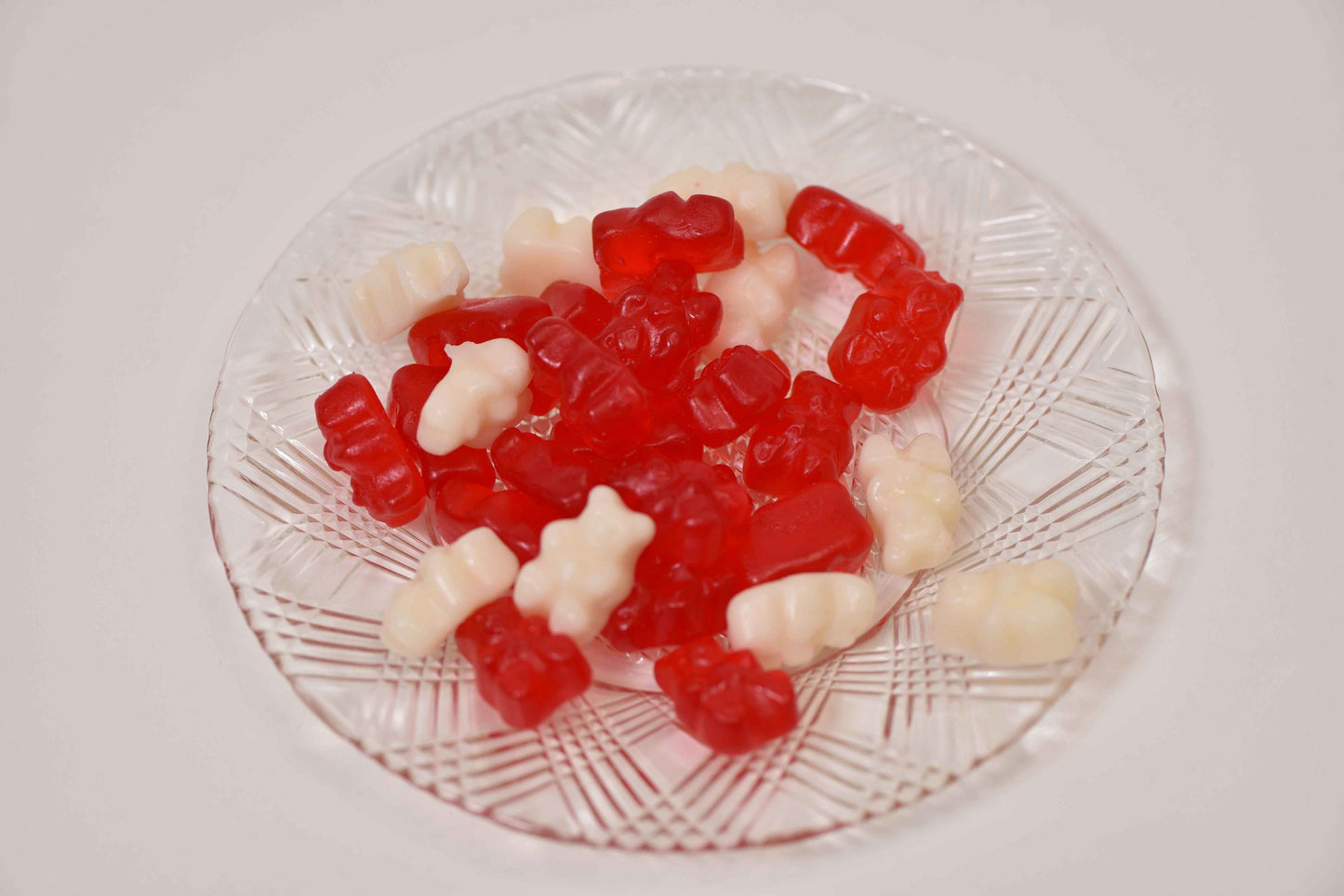 Valentine's Gummi Bears (4oz) - Conrad's Confectionery